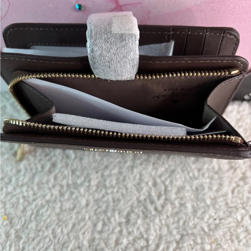 Kate Spade Brown Leather Wallet NWOT - Picture 9 of 9